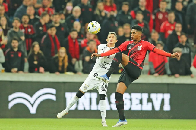 Màn chạm trán nảy lửa giữa Atletico Paranaense vs Corinthians Paulista